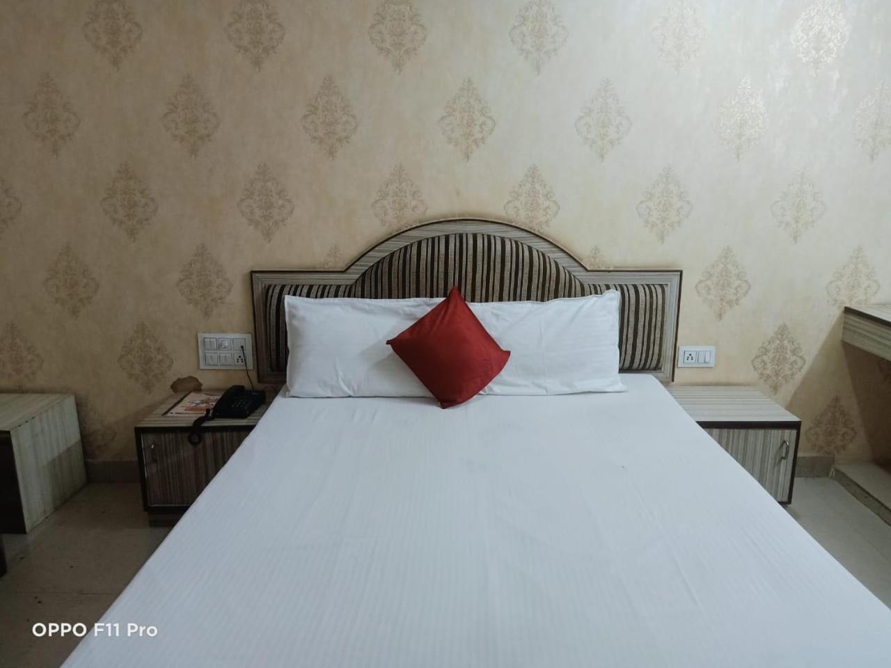 Hotel Ambassador Inn Gwalior Exterior foto